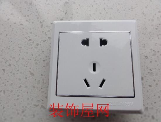公牛插座怎么样 公牛插座价格